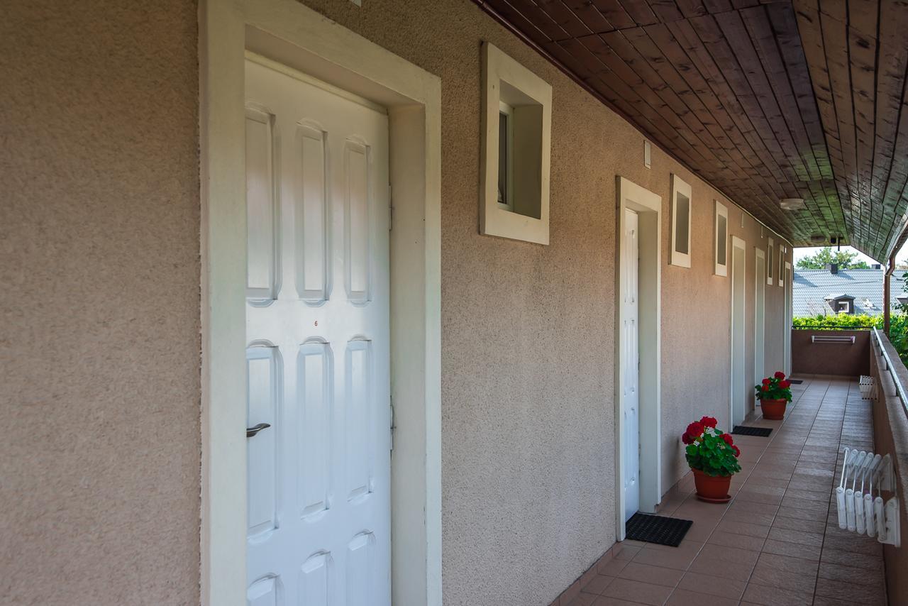Pokoje Nowakowscy Łeba Exterior foto