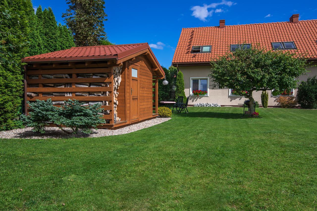 Pokoje Nowakowscy Łeba Exterior foto