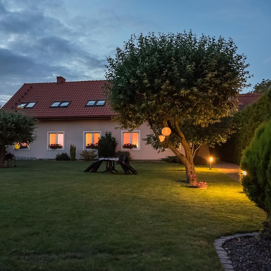 Pokoje Nowakowscy Łeba Exterior foto